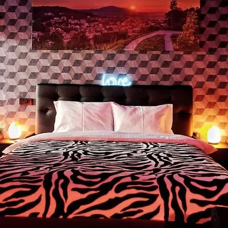 Oom 2 Rare Chromatherapy Relaxation Gem Apartment *